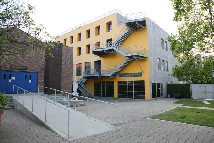 Фрэнк Гери (Frank Gehry): Loyola Law School, Los Angeles, California, USA, 1978-2002
